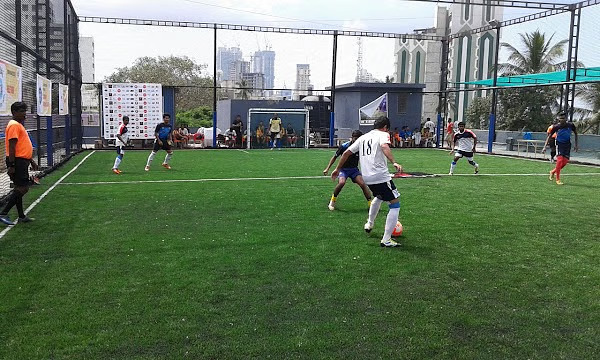 Rush Arena Old Airport Road  x Hotfut GVH
